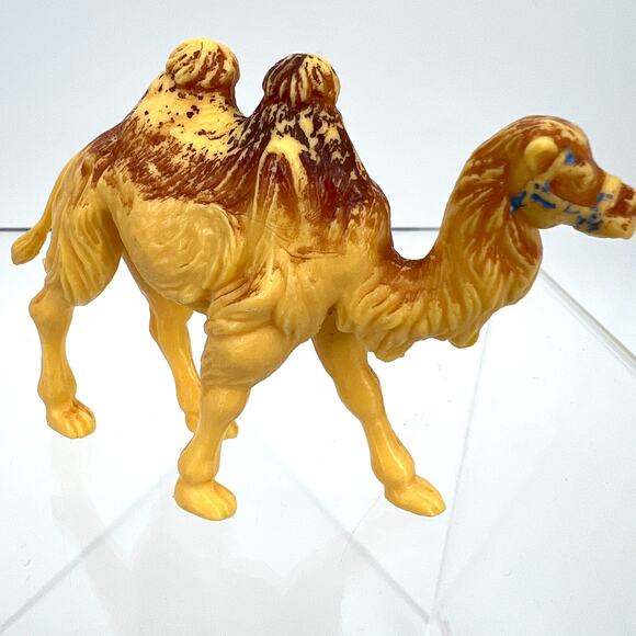 Vintage Blue Box Plastic Camel Figure Toy Singapore - Picture 3 of 6
